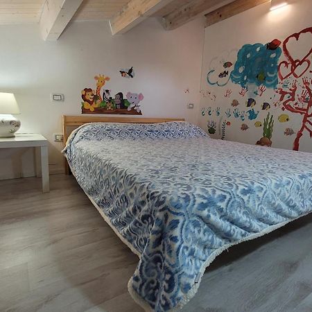 Asinaro Residence - Fronte Mare Calabernardo Phòng bức ảnh